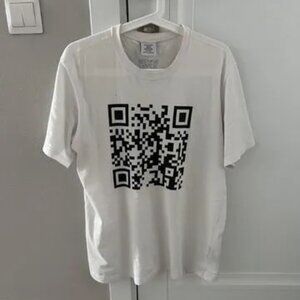 Vetements qr